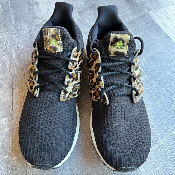 Adidas Ultraboost DNA 5 Running Shoes Black Leopard Size 13 - Picture 3 of 13